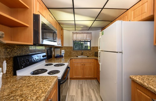 Marathon Condo | TA Beach, Pool, Marina, family friendly, Kitchen, Jacuzzi