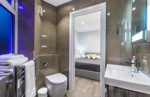 Hale House | TA House