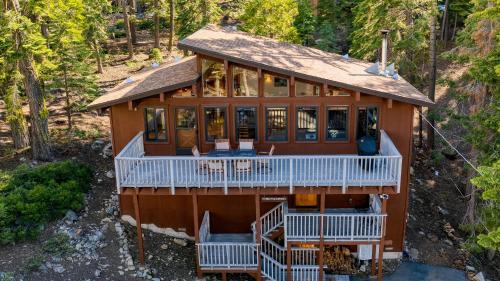 Chamberlands House | Tahoe Timber by AvantStay Beach Lake Access