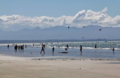 Tahunanui House | Tahuna Beach Oasis