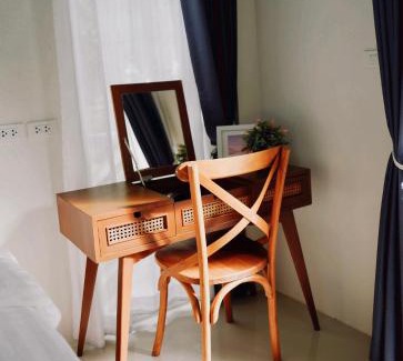 In Buri House | TakFha Café & Resort