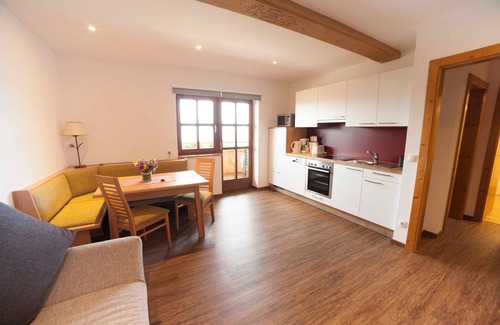 Altenmarkt im Pongau Apartment | Talblick-FerienwohnungHochnossler