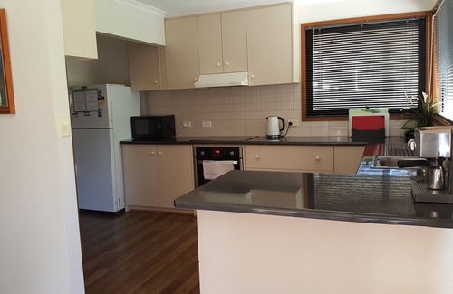 Halls Gap House | Tall Timbers, Tall Timbers Six Bedroom Holiday House in Halls Gap