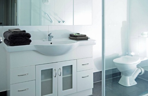 Riverside Apartment | Tamar River Villas