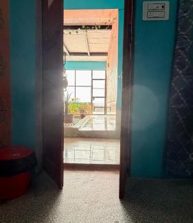 Varanasi Cabin | Tandon Lodge On The Ganga Ghat Homestay