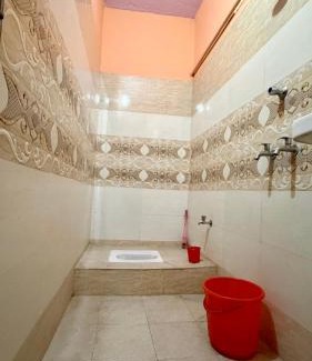 Varanasi Cabin | Tandon Lodge On The Ganga Ghat Homestay