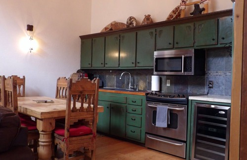 Taos Ski Valley Condo | Taos Ski Valley - Great Views and Lots of Room with Full Kitchen.