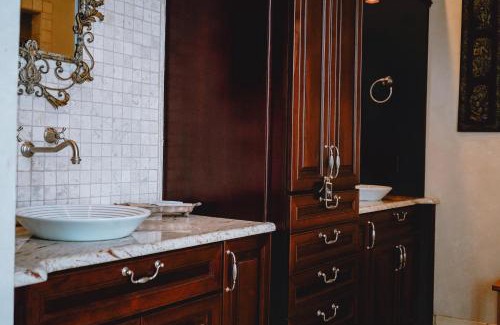 Athens Bed & Breakfast | Tara Vineyard & Winery Estate