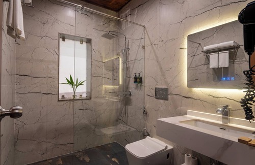 Dhikuli Hotel | Tarangi Resort and Spa