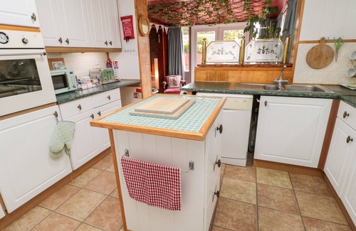 Woodhorn Cottage | TARTARIA, family friendly, with a garden in Widdrington