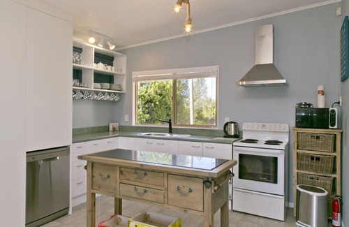 Te Rangiita House | Taruna - Tauranga Taupo Holiday Home