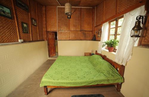 Lebong and Mineral Spring Tea Garden House | Tathagata Farm