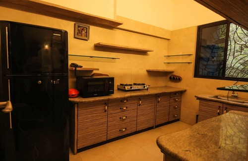 Avarghani Hotel | Tathastu Pench