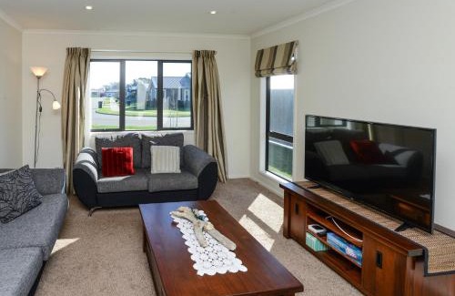 Napier House | Te Awa Napier Treasure - Napier Holiday Home