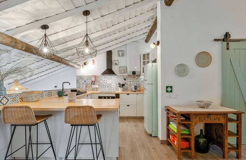 Portel Cottage | Teal and Green-Alqueva Country House. In Amieira, just a few steps from Lake Alqueva