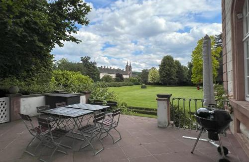 Hoexter Villa | Teehaus im Schlosspark Weltkulturerbe Corvey