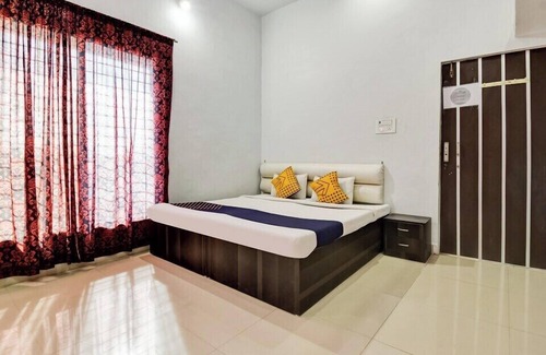 Khajuraho Hotel | Temple View Palace Hotel and Garden