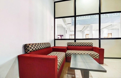 Khajuraho Hotel | Temple View Palace Hotel and Garden