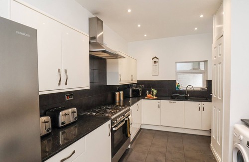 Scarborough Apartment | Tennyson House