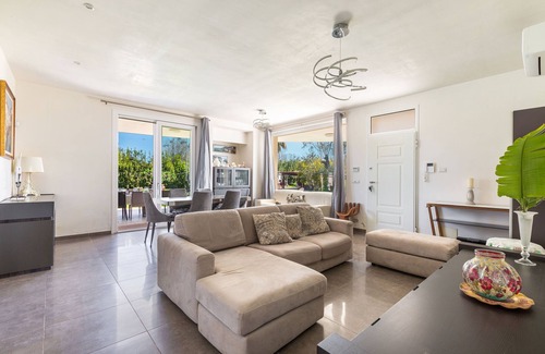 Francavilla Fontana Apartment | Tenuta Bouganville by Perle di Puglia