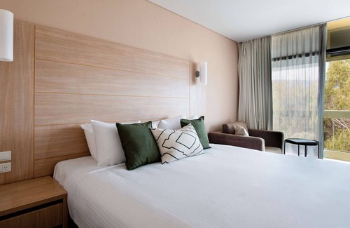 Adelaide Central Business District Hotel | Terrace Hotel Adelaide