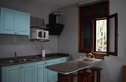 Puerto de las Nieves Apartment | The Knots. Cozy apartment with private patio