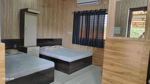 Khalapur House | Thakur Farm