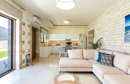 Mylopotamos Villa | Thalmargia Villa I, Ground floor Villa, Ideal for Children & BBQ facilities.