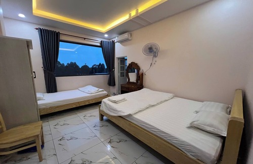 Bau Bang Hotel | Thanh Hang Hotel