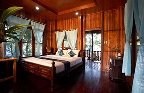 Wok Tum Hotel | Tharathip Resort