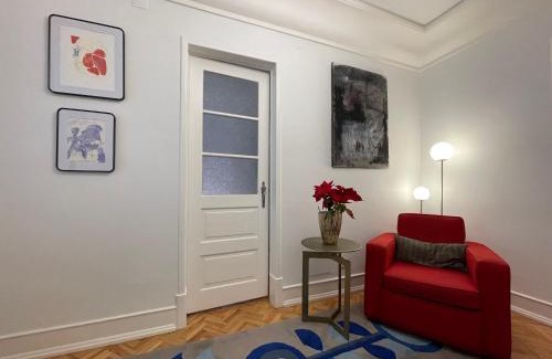 Sao Joao de Deus House | That Place For U - Suite Vintage