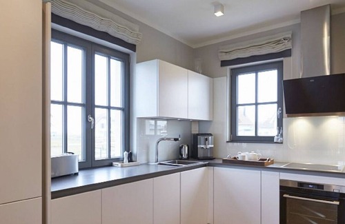 Kreptitz Apartment | Thatched villa with 2 bedrooms and fireplace E26