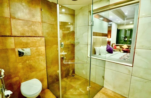 Bashisht Hotel | The Allure Grand Resort