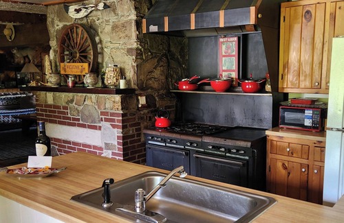 Great Valley Cabin | The Alpine Wilderness Lodge