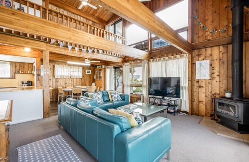 Port Elliot House | The Ark Family Beach House WIFI Netflix