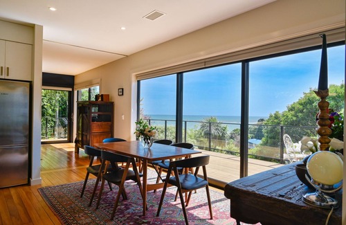 Stepneyville House | The Arthouse - NZ Architect Award-winning Nelson Waterfront Home