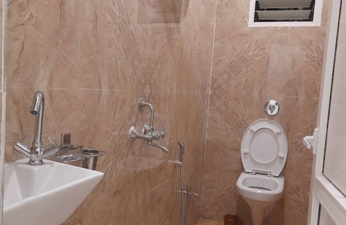 Begusarai Hotel | The Ashoka Resort & Banquets