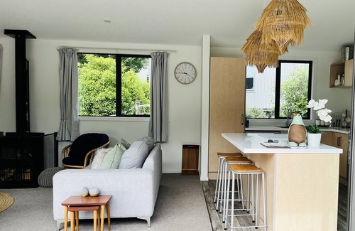 Kakanui House | The Bach Retreat Kakanui