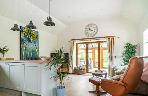 Monksilver House | The Barn at Burfords with wood fired hot tub