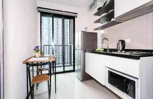 Phra Khanong Nuea Condo | The Base Park East-Sukhumvit 77 -BTS station Onnut