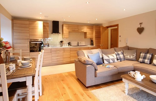 Trearddur Bay Cottage | THE BAY, pet friendly, luxury holiday cottage in Trearddur Bay