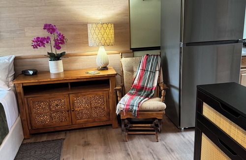 Northeast Anchorage Apartment | The Bear Den Studio in Anchorage