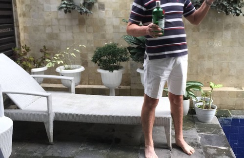 Senggigi Villa | The best located villa in Senggigi 300 metres to the beach.