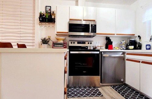 Taku - Campbell Condo | The Best Nest