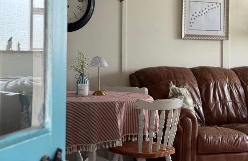 Carlisle Apartment | The Biscuit Box