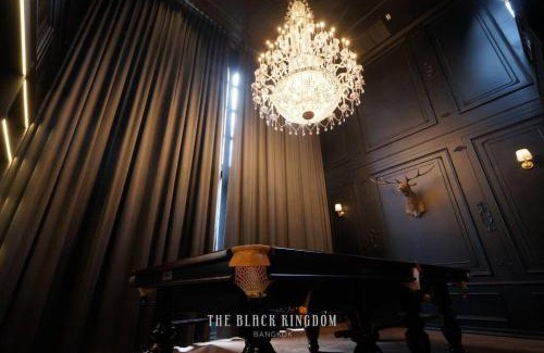 Bang Phlat Villa | The Black Kingdom - เดอะ แบล็ค คิงดอม
