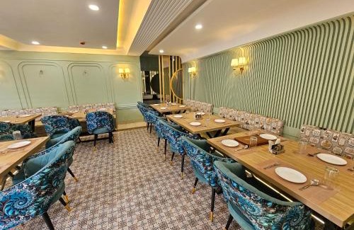 Gwalior Hotel | The Blu Pearl