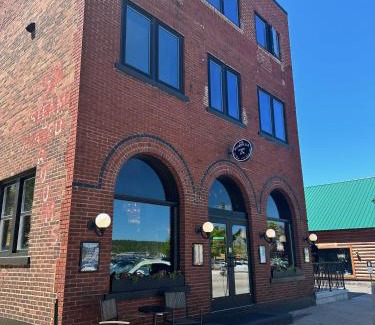 St Ignace Hotel | The Boardwalk Hotel