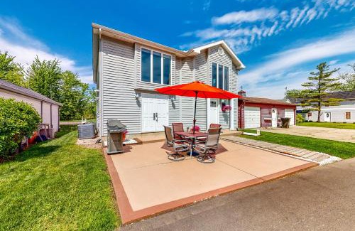 Syracuse House | The Boat House