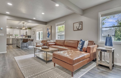 Arnolds Park House | The Boji Anchor between East & West Lake Okoboji